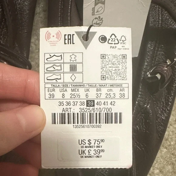 Zara Light Blue Flare Jeans - Picture 6 of 7